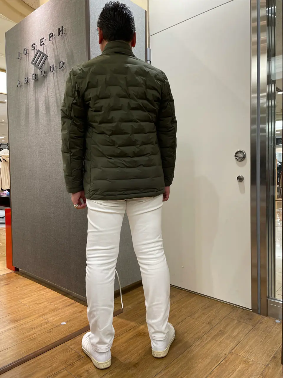 JOSEPH ABBOUD 辰見 コーディネート画像