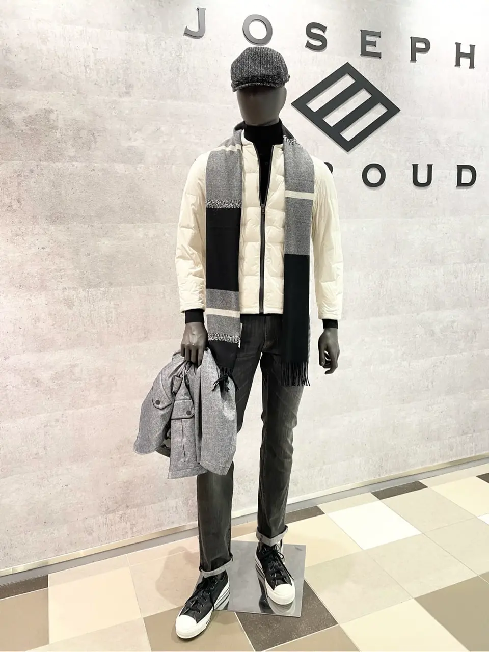  東　 コーディネート画像