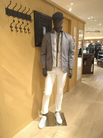 JOSEPH ABBOUD 重留 コーディネート画像