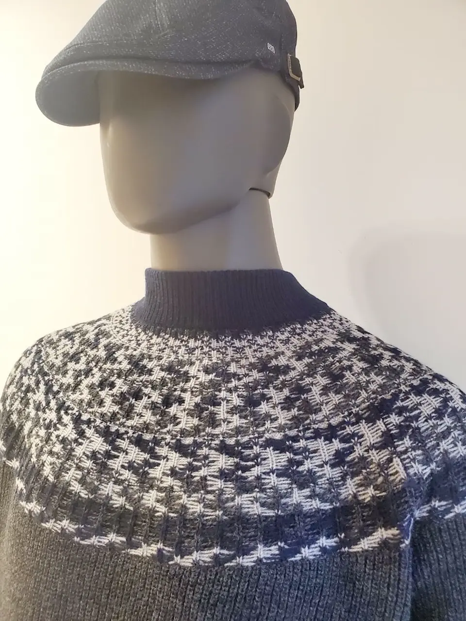 JOSEPH ABBOUD 亀井 コーディネート画像