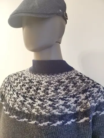 JOSEPH ABBOUD 亀井 コーディネート画像