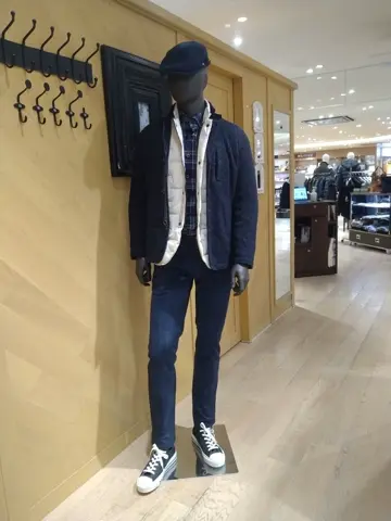 JOSEPH ABBOUD 重留 コーディネート画像