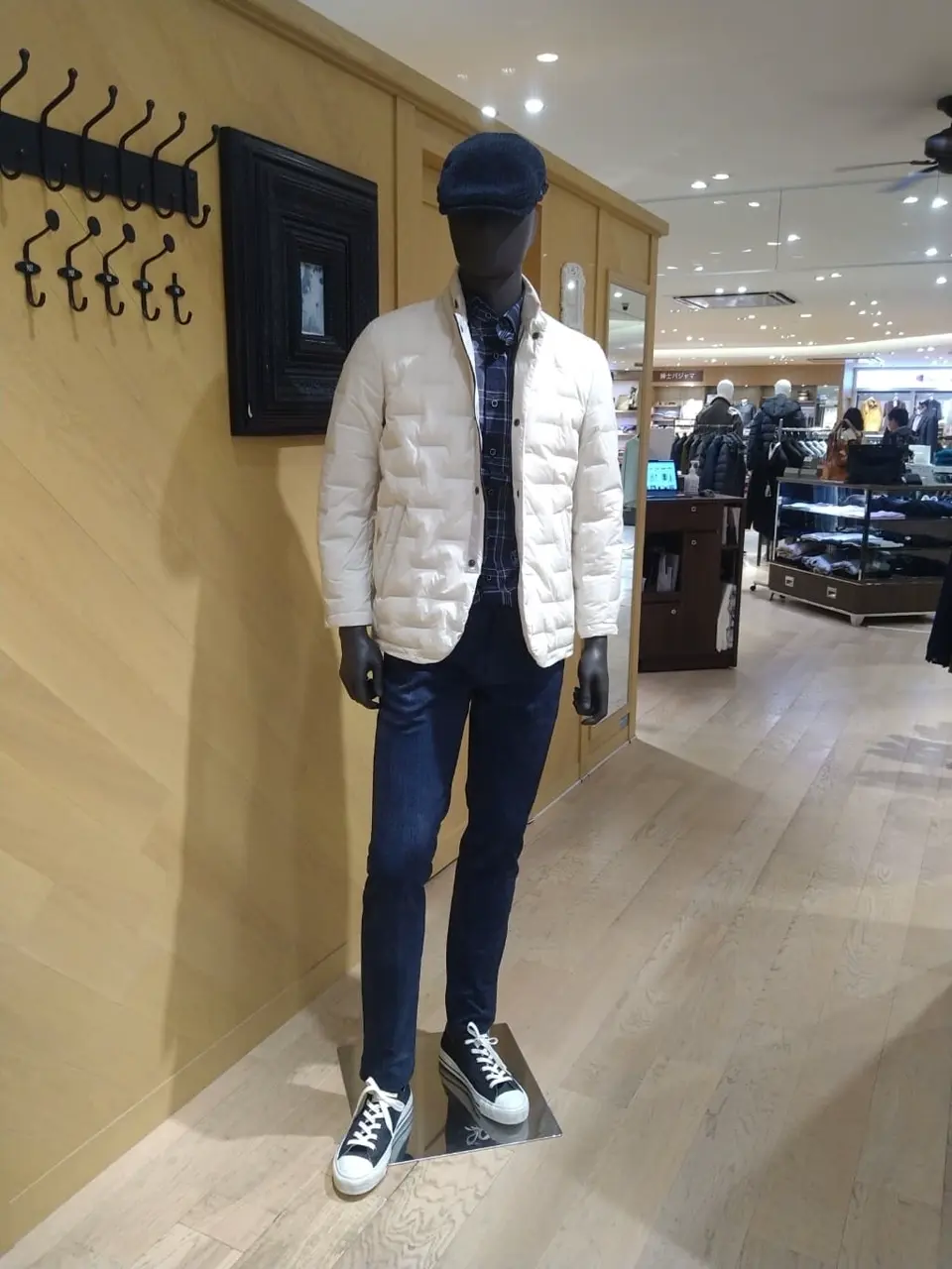 JOSEPH ABBOUD 重留 コーディネート画像