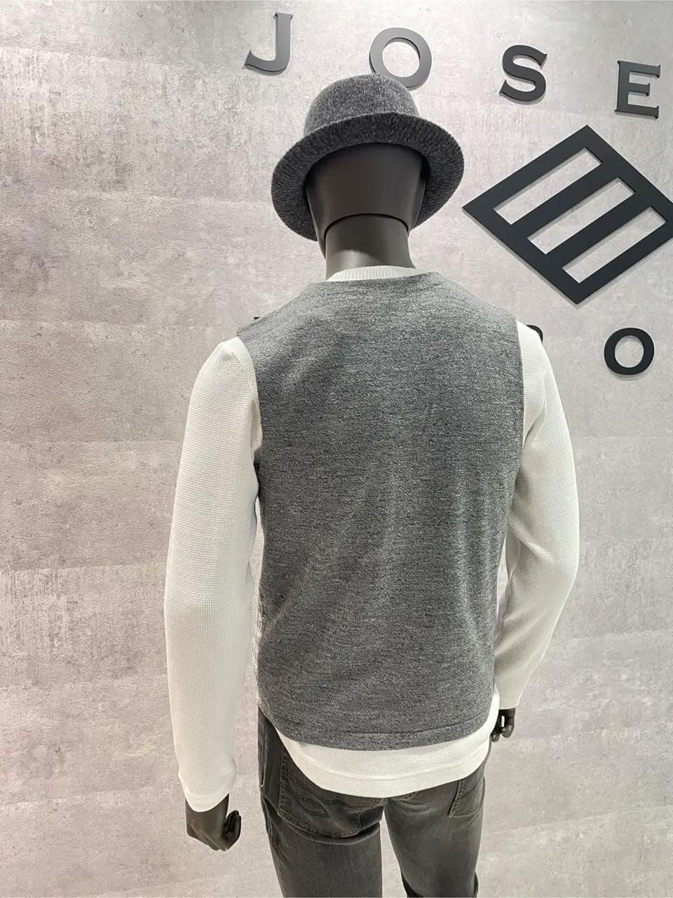 JOSEPH ABBOUD 東　 コーディネート画像