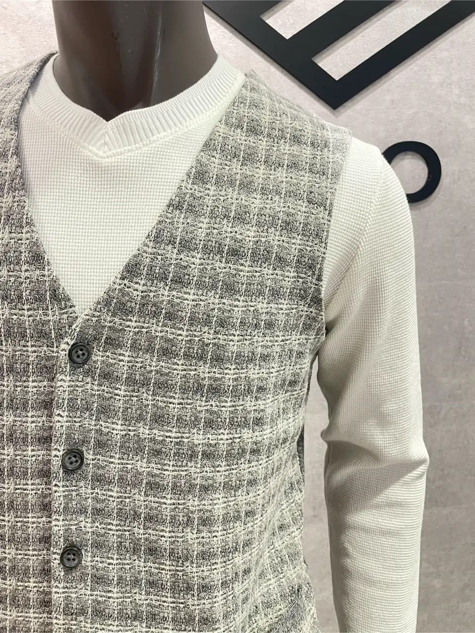 JOSEPH ABBOUD 東　 コーディネート画像