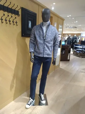 JOSEPH ABBOUD 重留 コーディネート画像