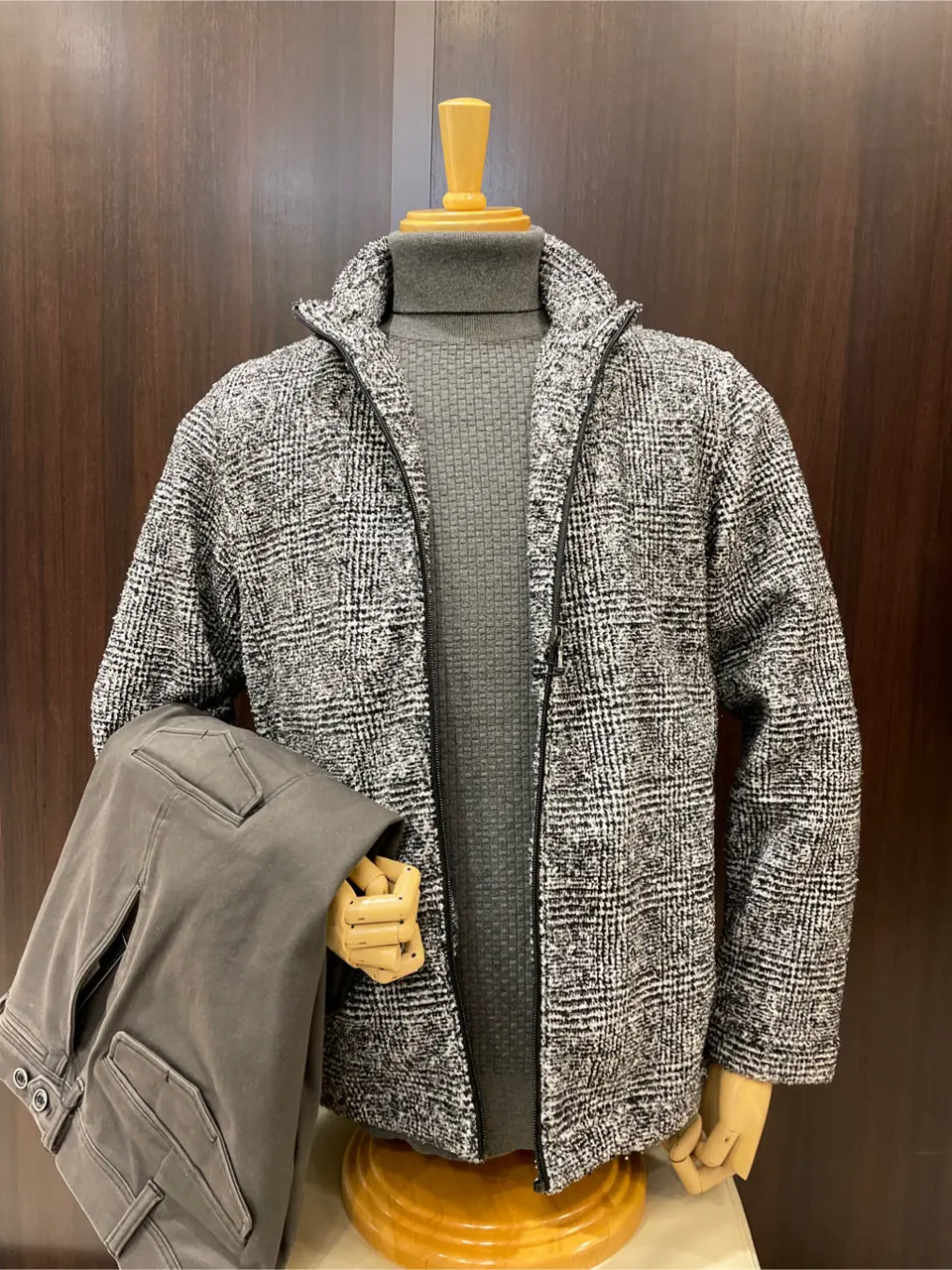 JOSEPH ABBOUD 松山 コーディネート画像