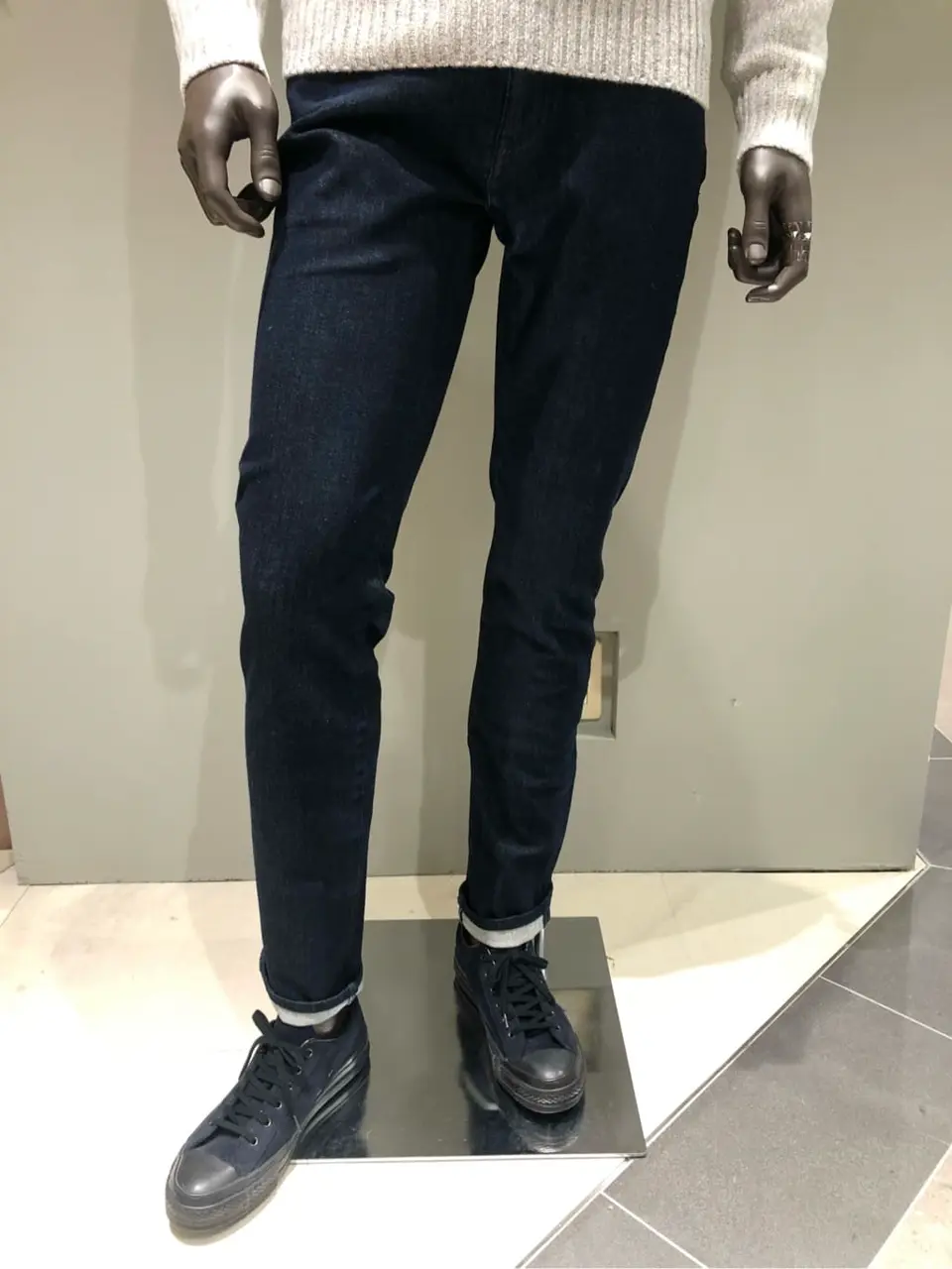 JOSEPH ABBOUD 川田 コーディネート画像