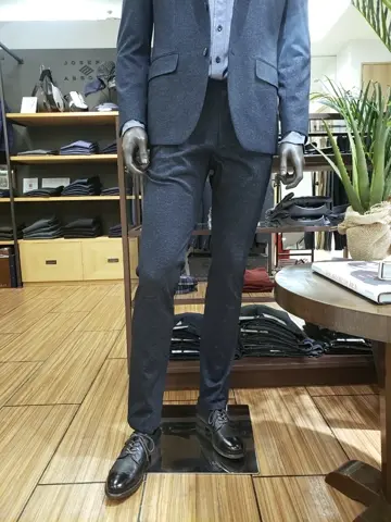 JOSEPH ABBOUD 中西 コーディネート画像