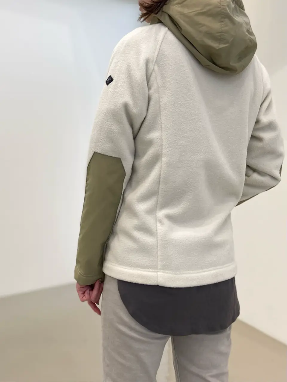 JOSEPH ABBOUD たかい　かおり コーディネート画像