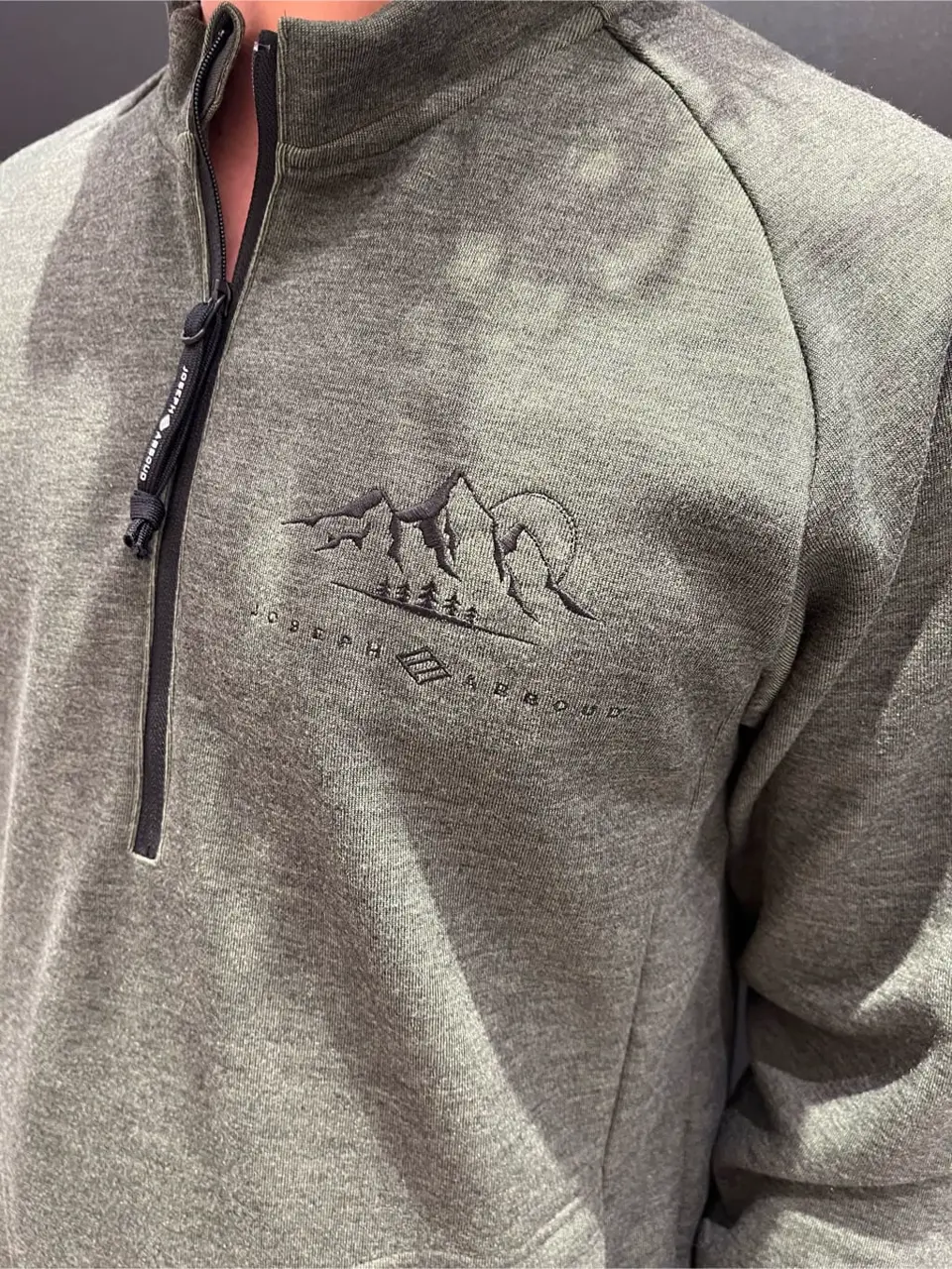 JOSEPH ABBOUD 櫻井  コーディネート画像