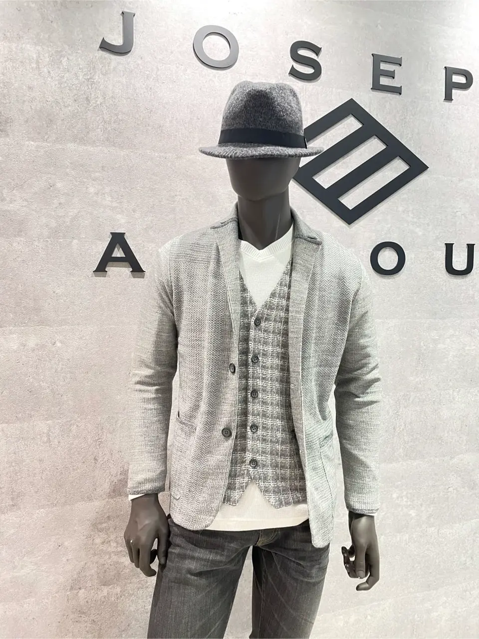 JOSEPH ABBOUD 東　 コーディネート画像