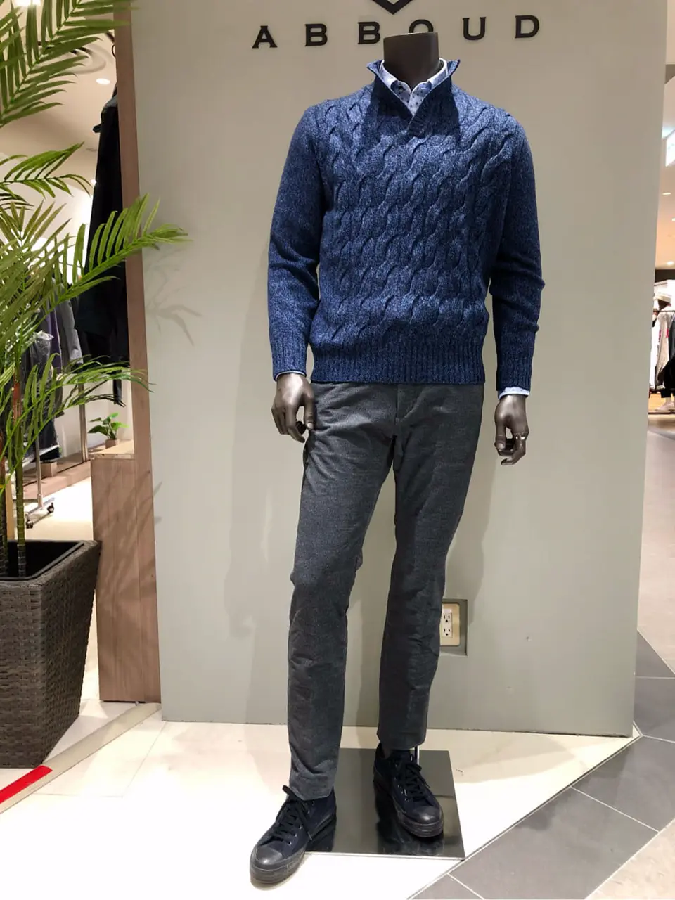 JOSEPH ABBOUD 川田 コーディネート画像