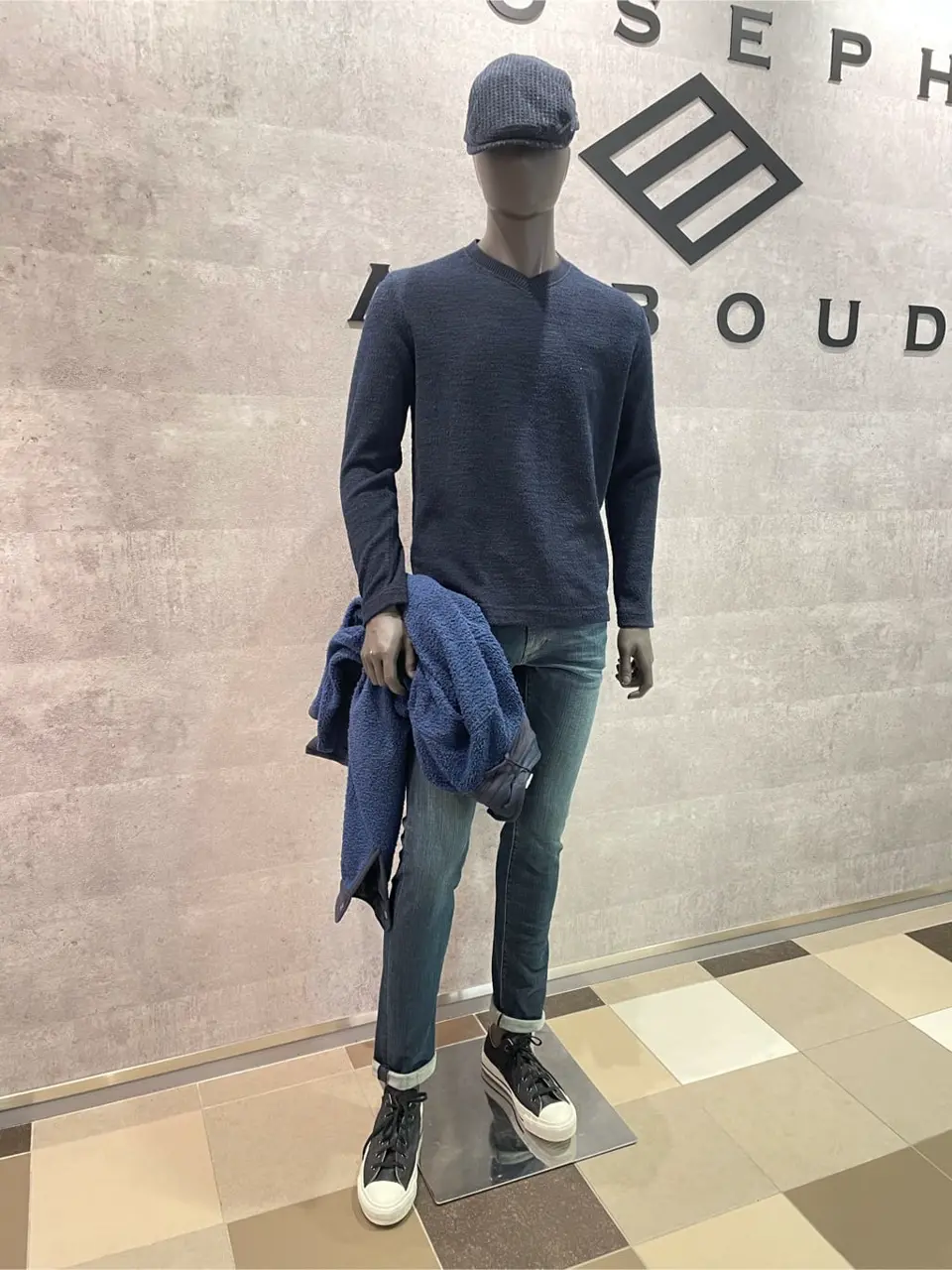  東　 コーディネート画像