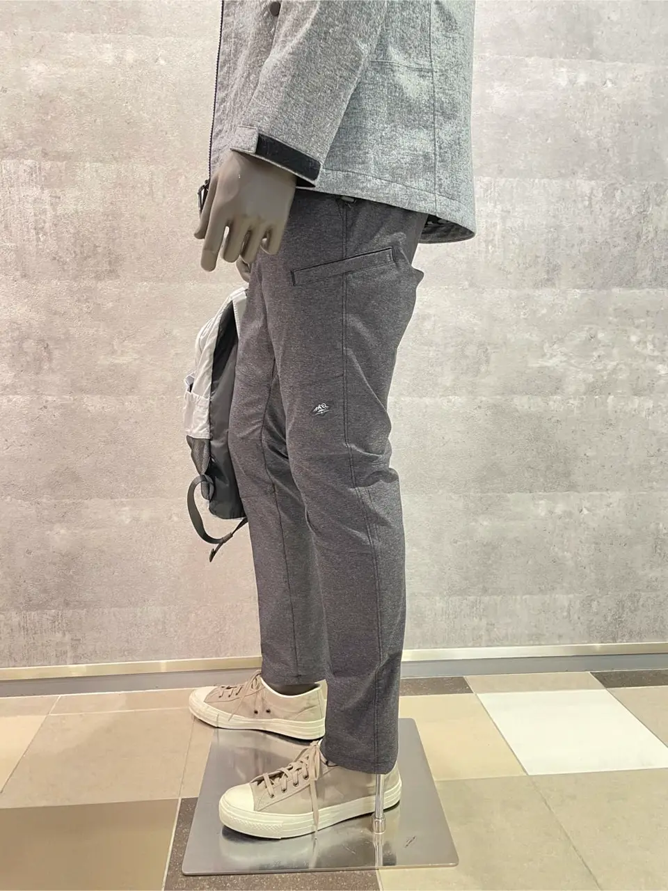 JOSEPH ABBOUD 東　 コーディネート画像