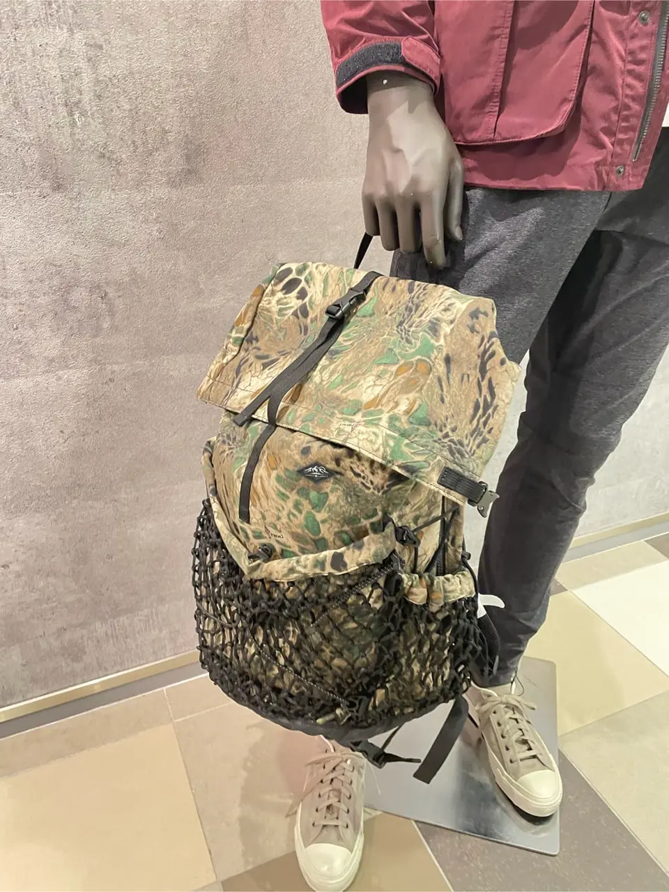 JOSEPH ABBOUD 東　 コーディネート画像