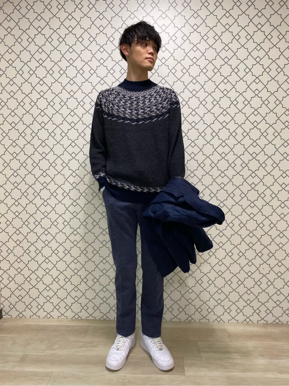 JOSEPH ABBOUD 加藤晴暉 コーディネート画像