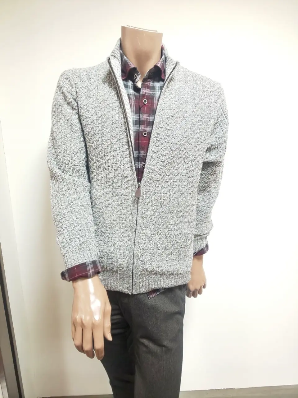 JOSEPH ABBOUD 斉藤 コーディネート画像