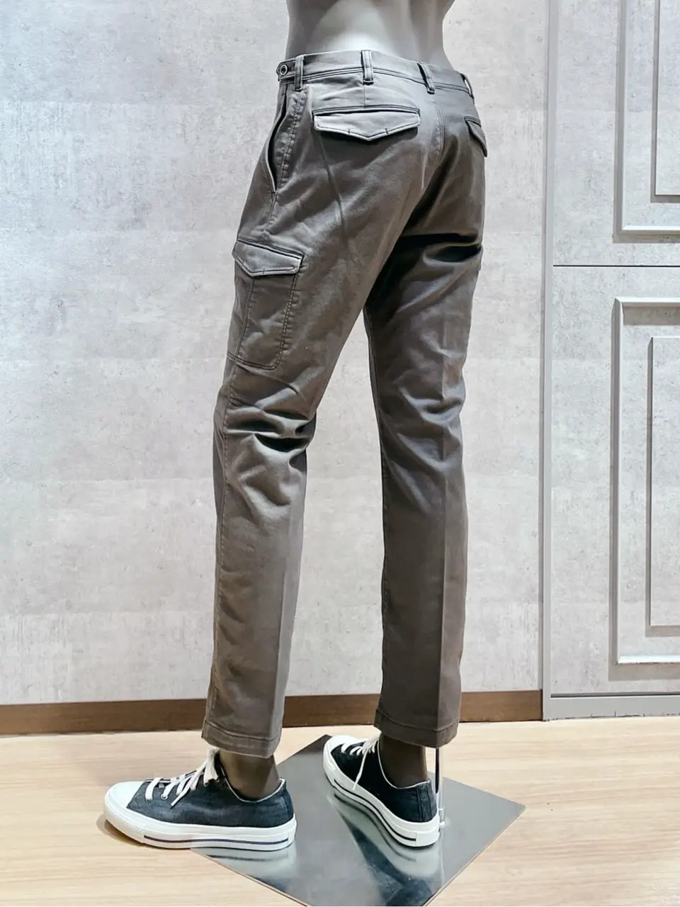 JOSEPH ABBOUD 二澤 コーディネート画像