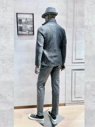 JOSEPH ABBOUD 二澤 コーディネート画像