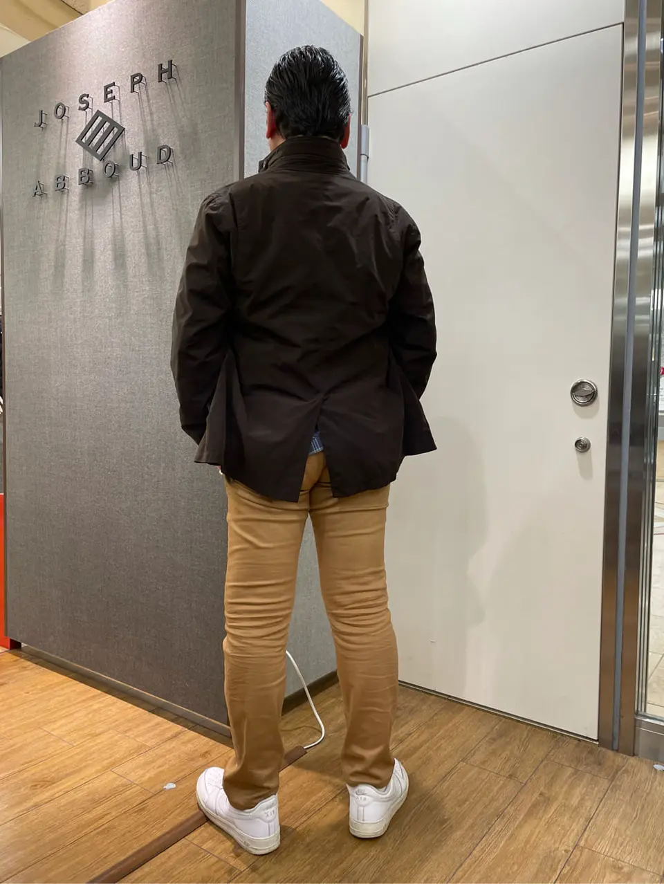 JOSEPH ABBOUD 辰見 コーディネート画像