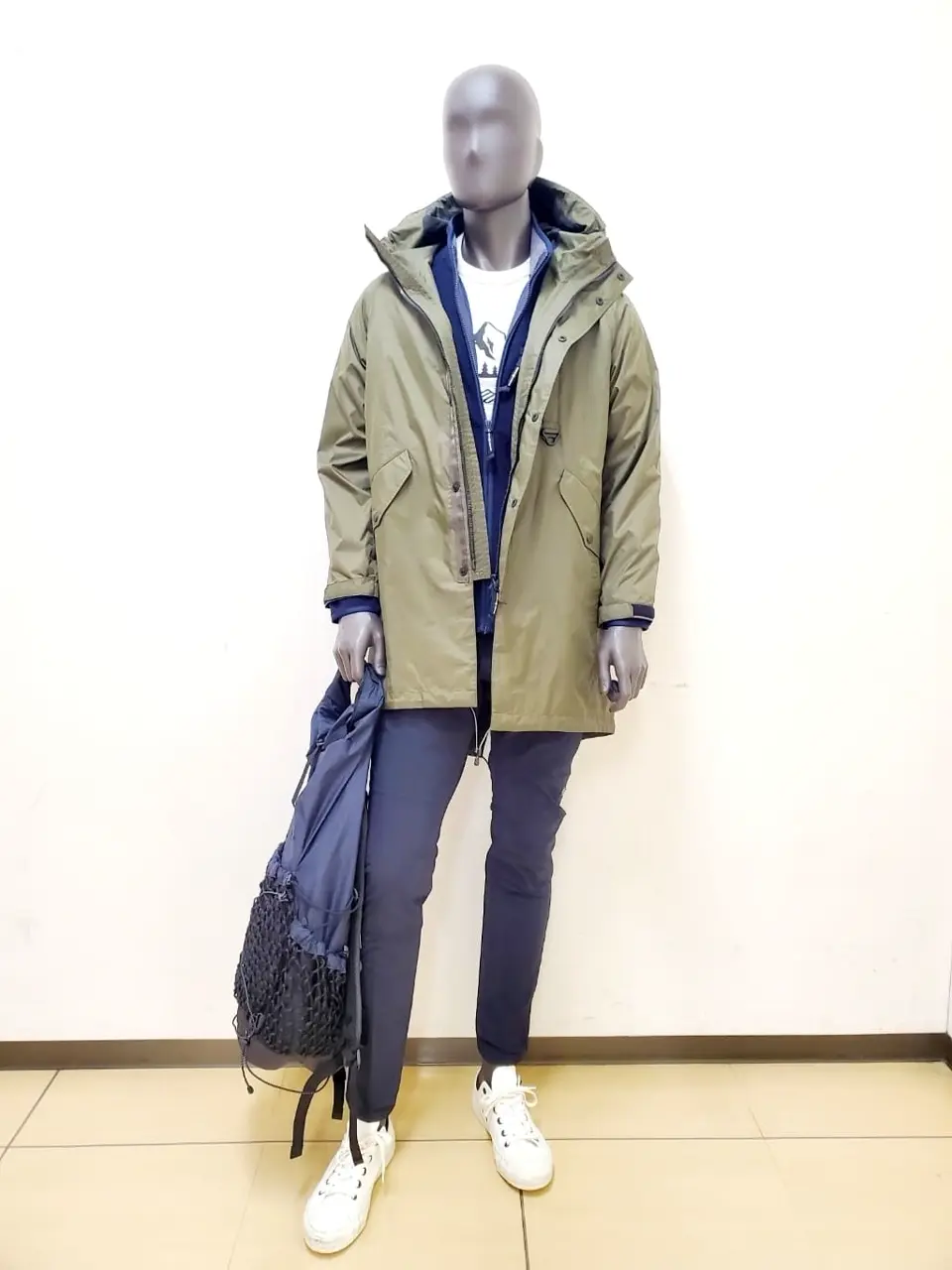 JOSEPH ABBOUD 亀井 コーディネート画像