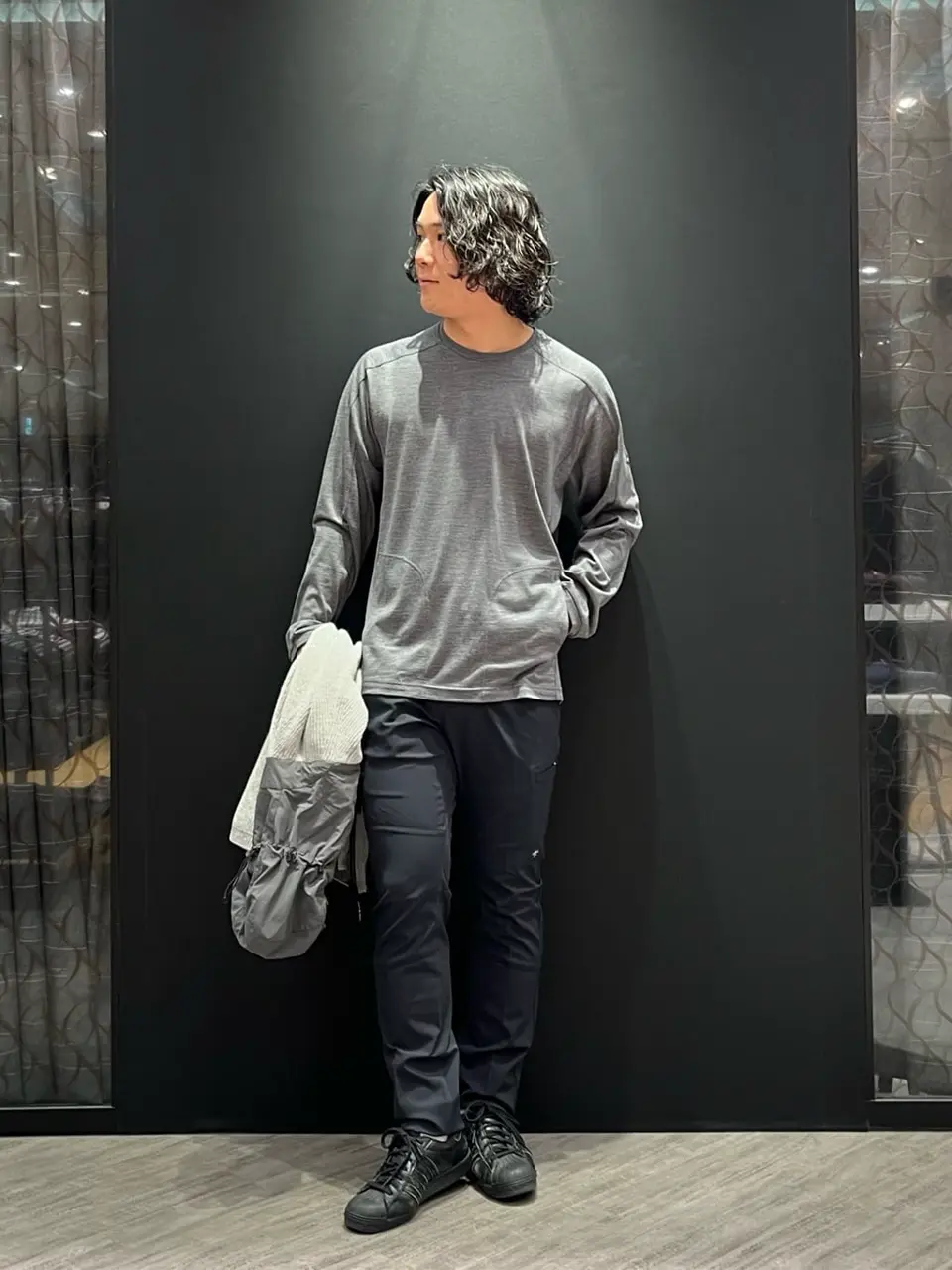 JOSEPH ABBOUD 櫻井  コーディネート画像