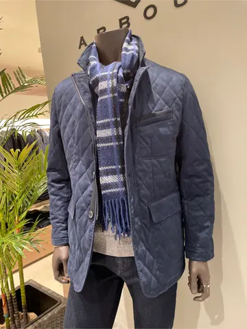 JOSEPH ABBOUD 伊津野 コーディネート画像