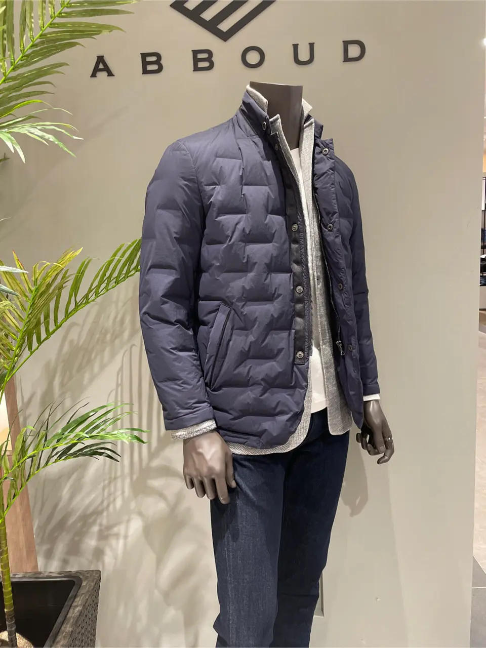 JOSEPH ABBOUD 伊津野 コーディネート画像