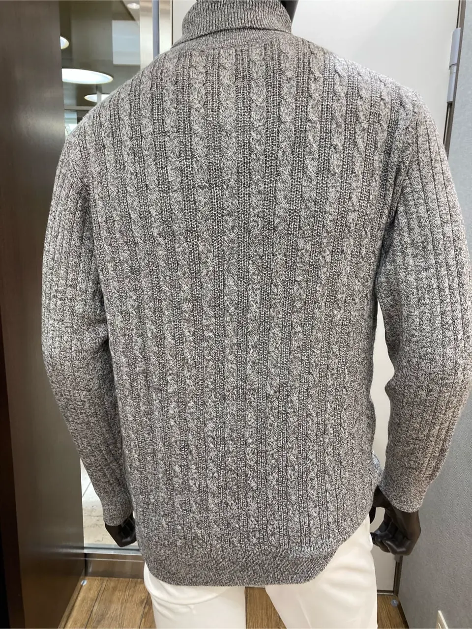 JOSEPH ABBOUD 丈六 コーディネート画像