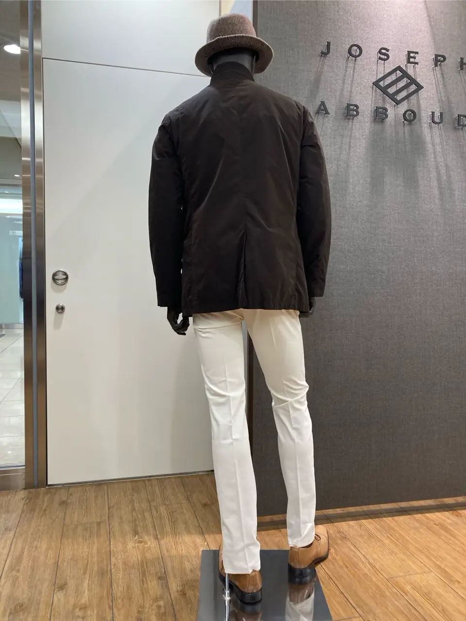 JOSEPH ABBOUD 丈六 コーディネート画像