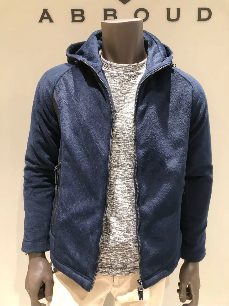 JOSEPH ABBOUD 川田 コーディネート画像