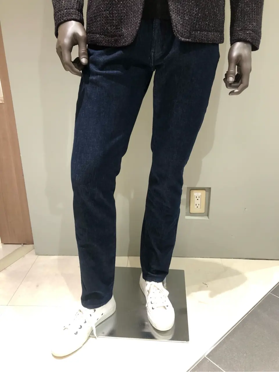 JOSEPH ABBOUD 川田 コーディネート画像