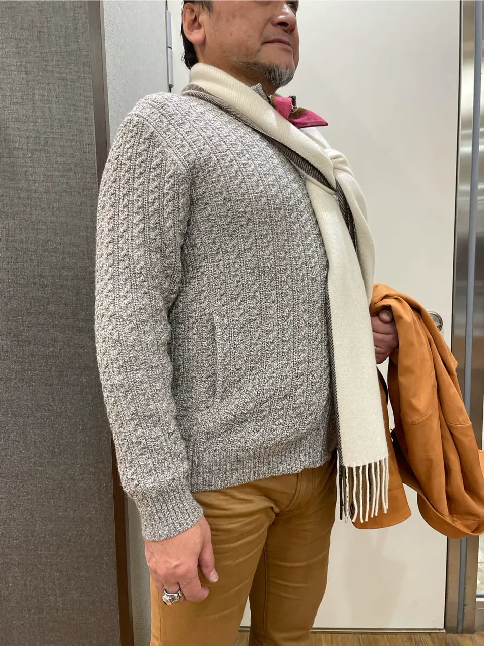 JOSEPH ABBOUD 辰見 コーディネート画像