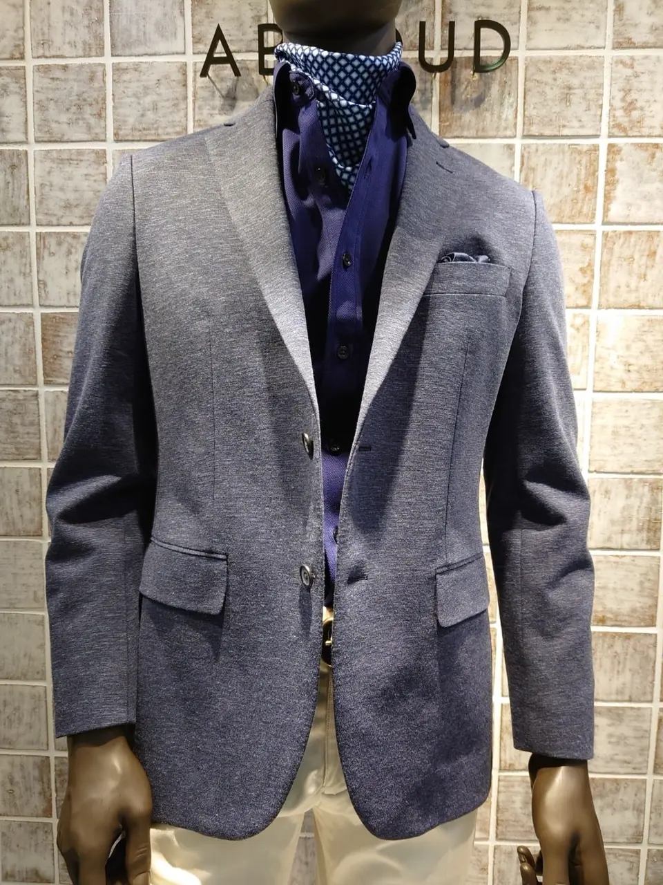 JOSEPH ABBOUD 大橋 コーディネート画像