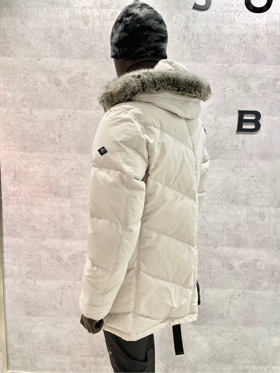 JOSEPH ABBOUD 二澤 コーディネート画像