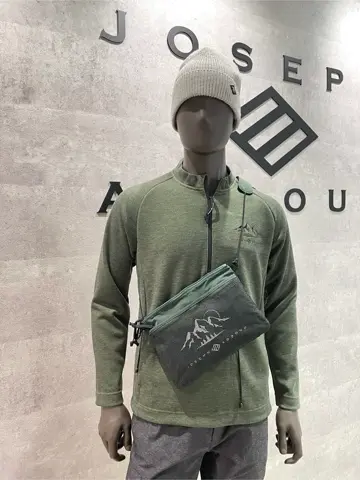 JOSEPH ABBOUD 東　 コーディネート画像