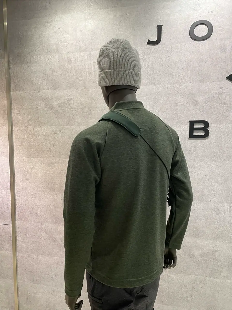 JOSEPH ABBOUD 東　 コーディネート画像