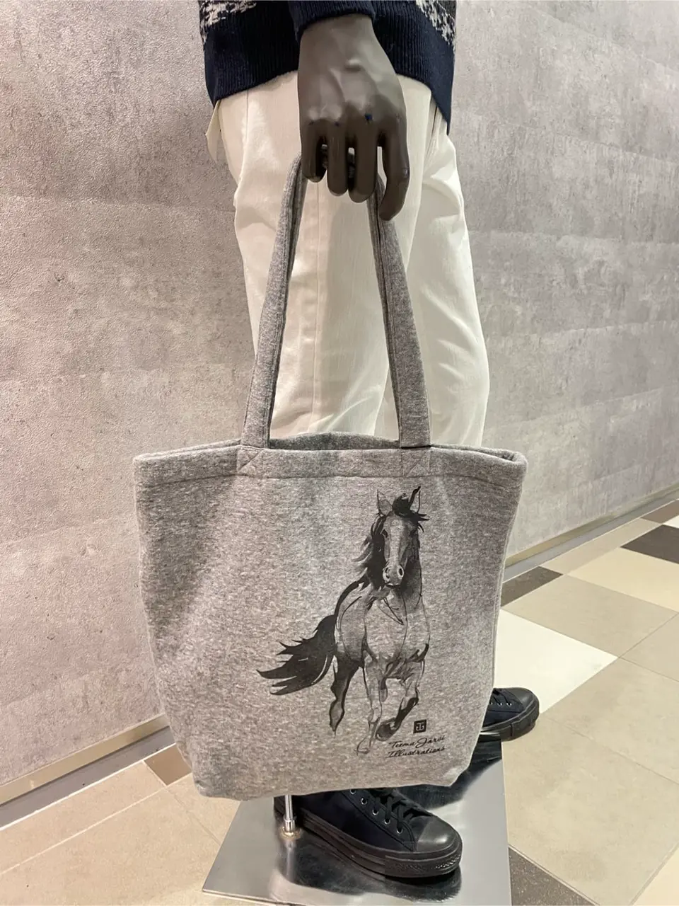 JOSEPH ABBOUD 東　 コーディネート画像