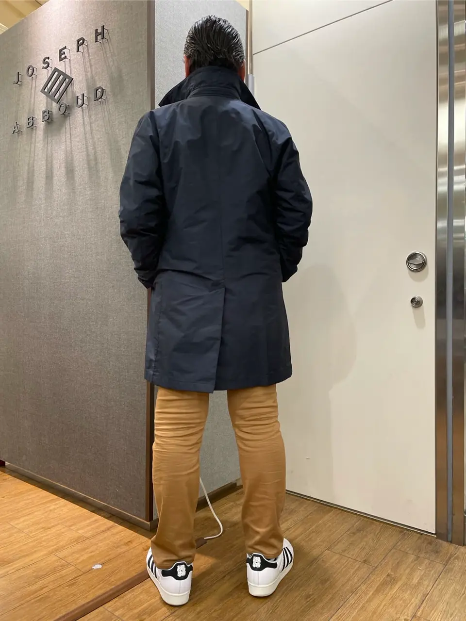 JOSEPH ABBOUD 辰見 コーディネート画像