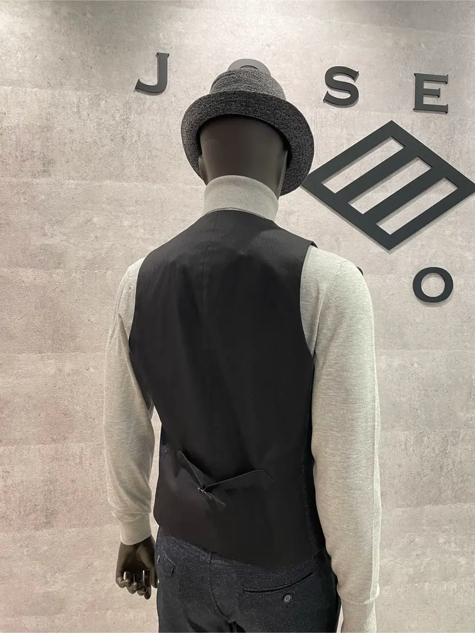 JOSEPH ABBOUD 東　 コーディネート画像