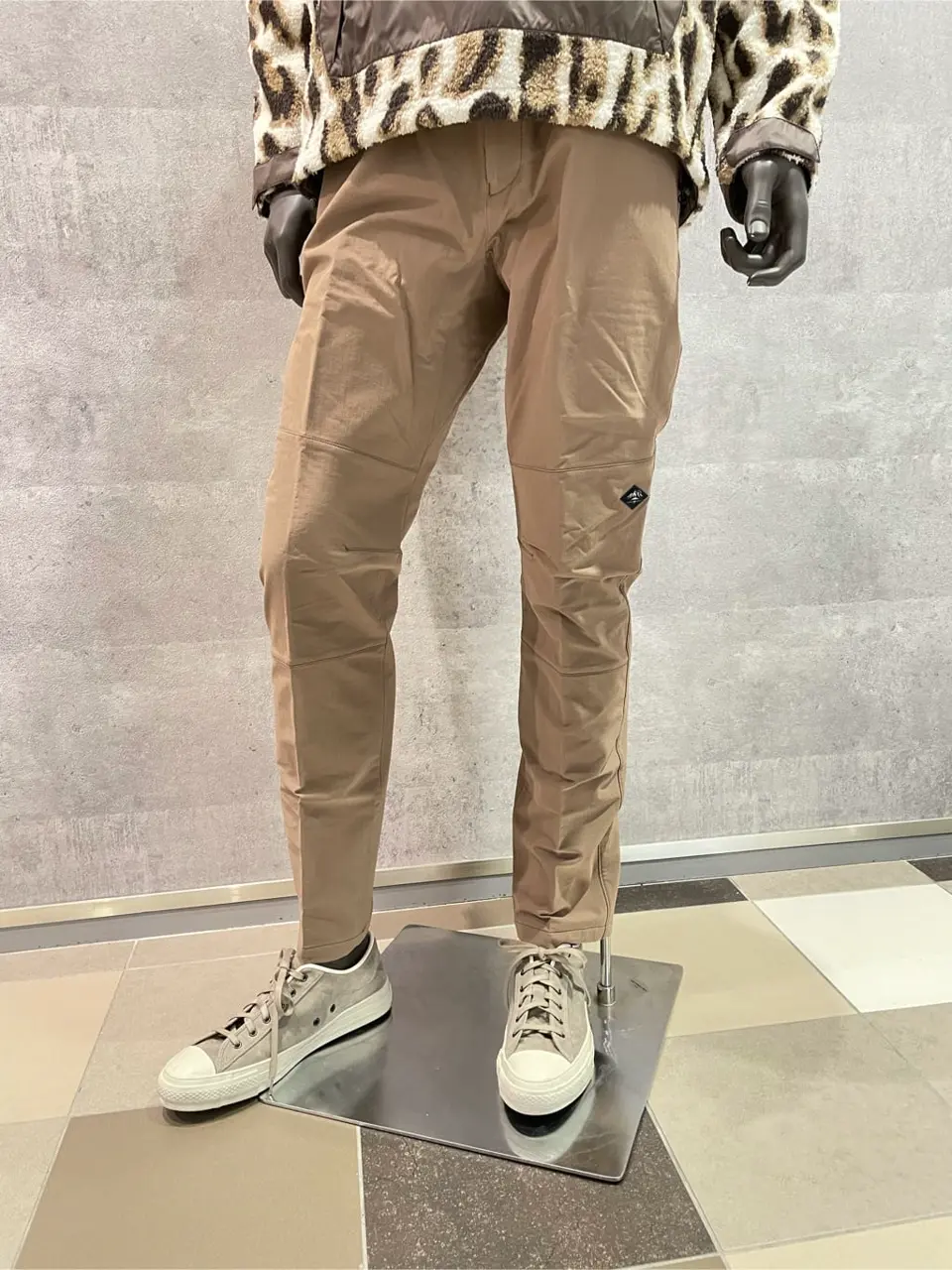 JOSEPH ABBOUD 東　 コーディネート画像