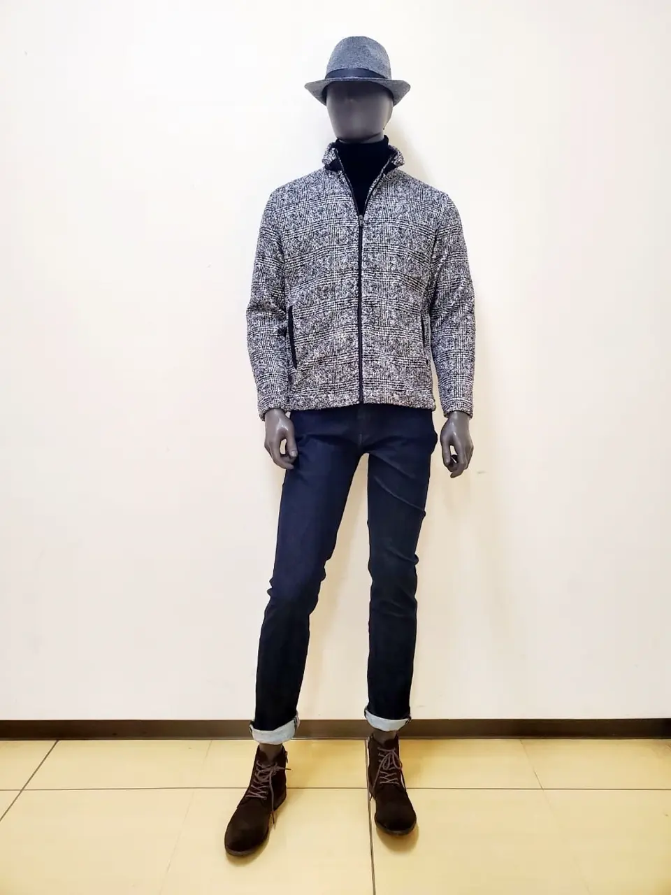 JOSEPH ABBOUD 亀井 コーディネート画像