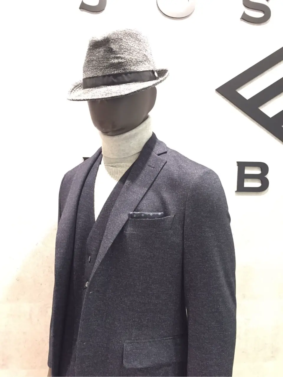 JOSEPH ABBOUD 大久 コーディネート画像