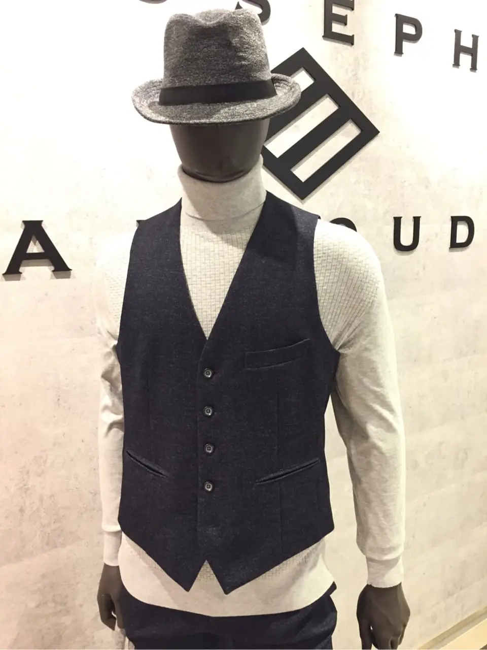 JOSEPH ABBOUD 大久 コーディネート画像