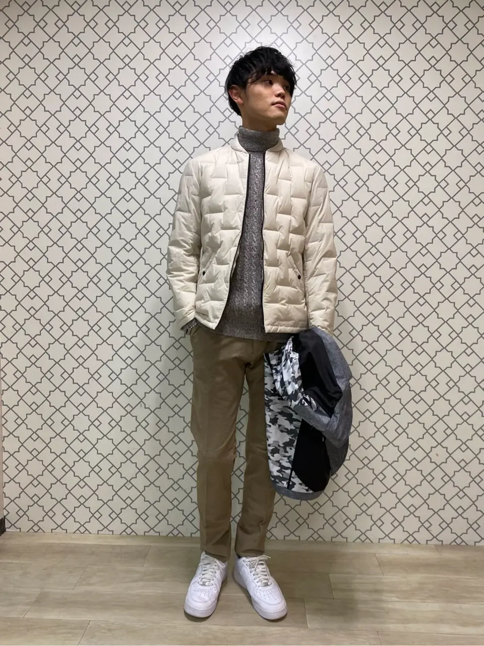 JOSEPH ABBOUD 加藤晴暉 コーディネート画像