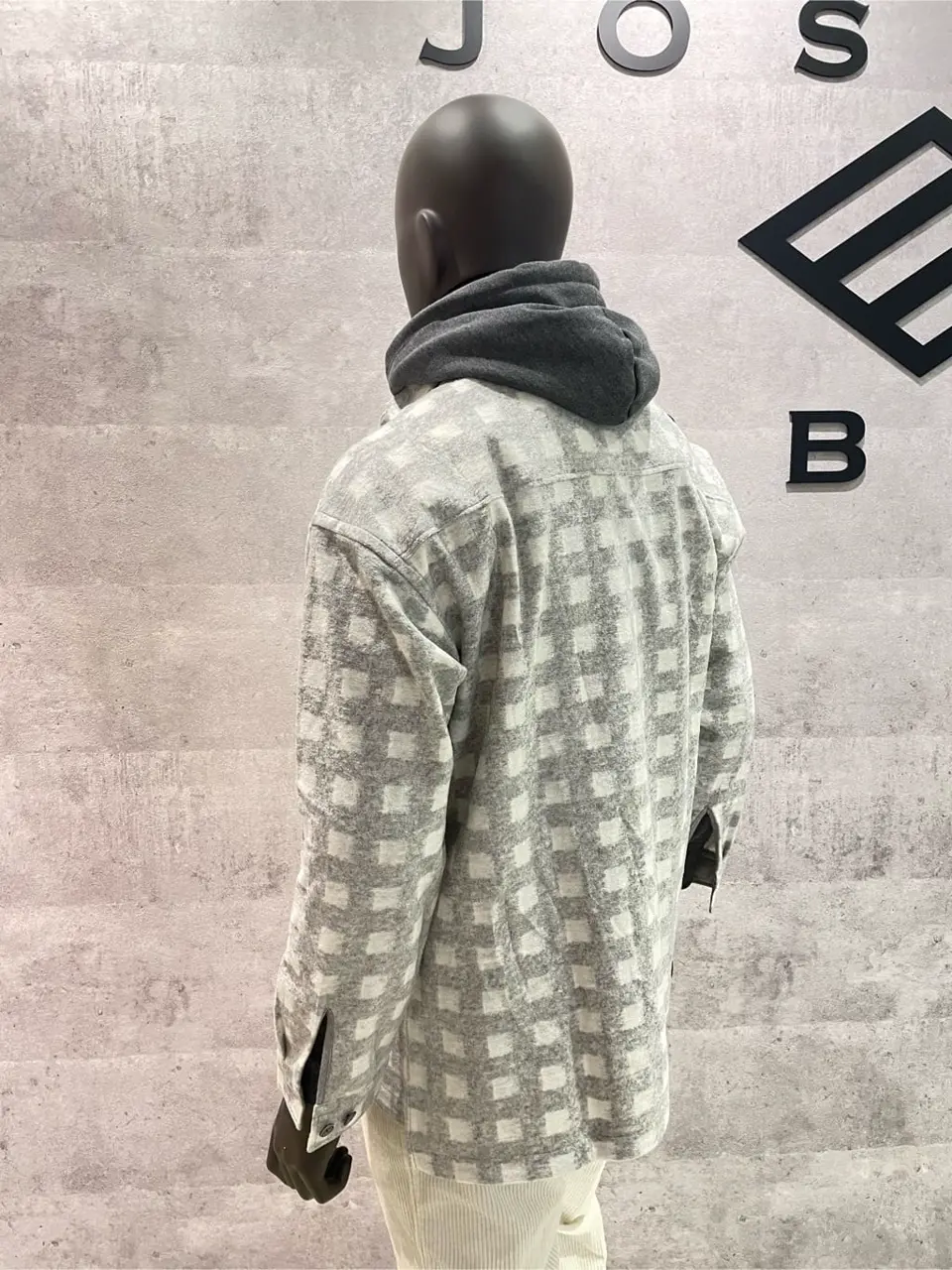 JOSEPH ABBOUD 東　 コーディネート画像