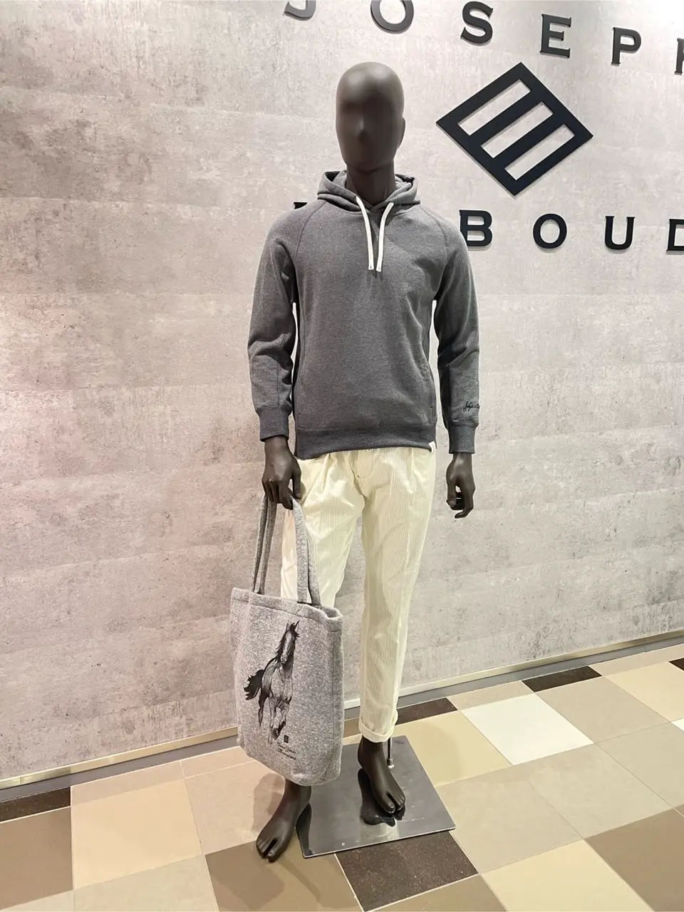  東　 コーディネート画像