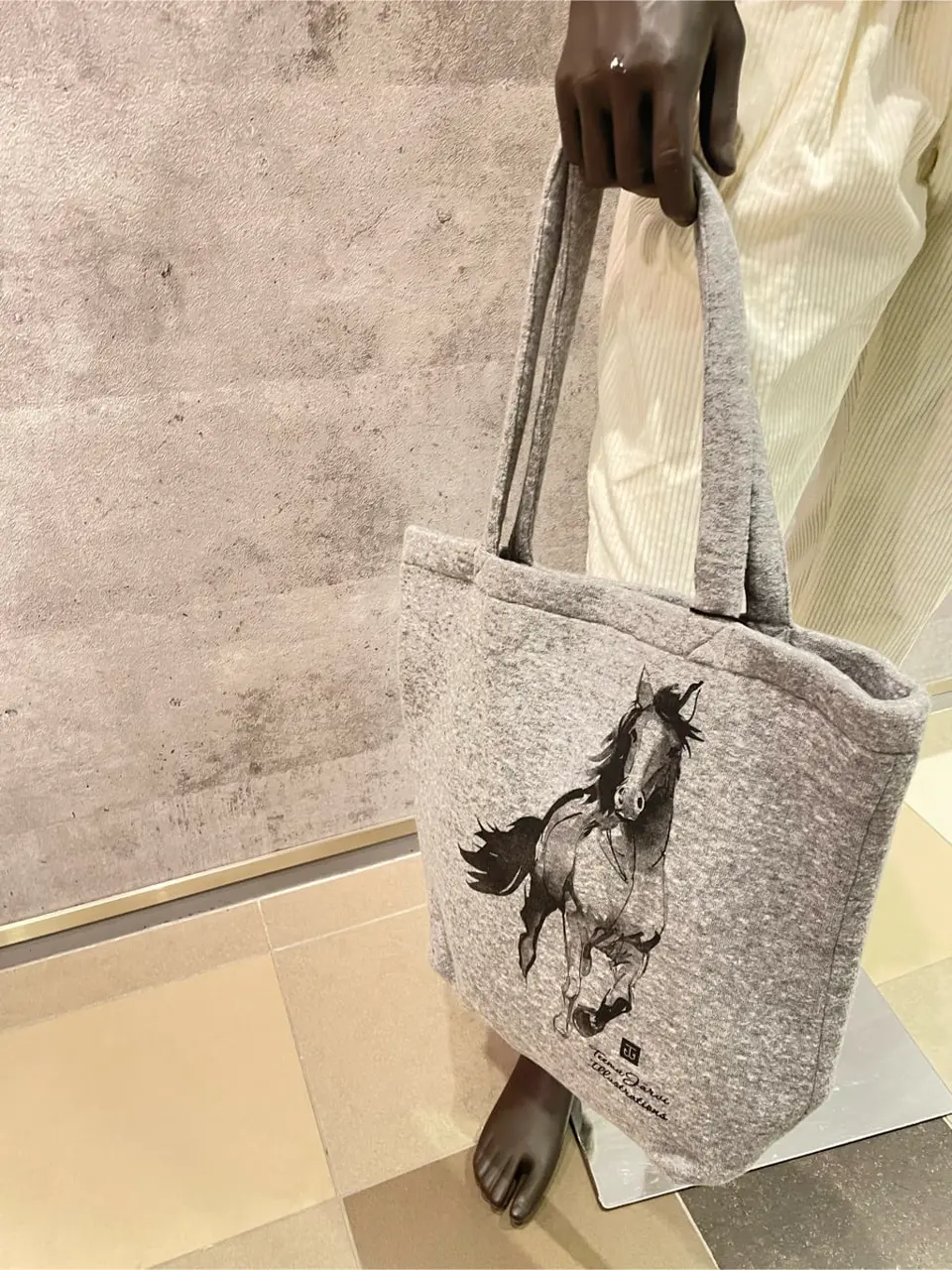 JOSEPH ABBOUD 東　 コーディネート画像