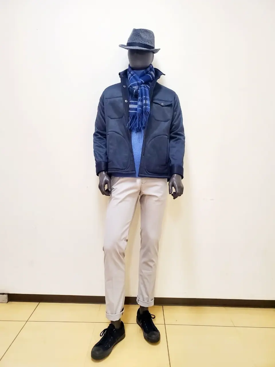 JOSEPH ABBOUD 亀井 コーディネート画像